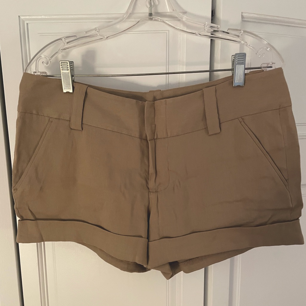 Alice & Olivia Khaki Chino Shorts - Size 10